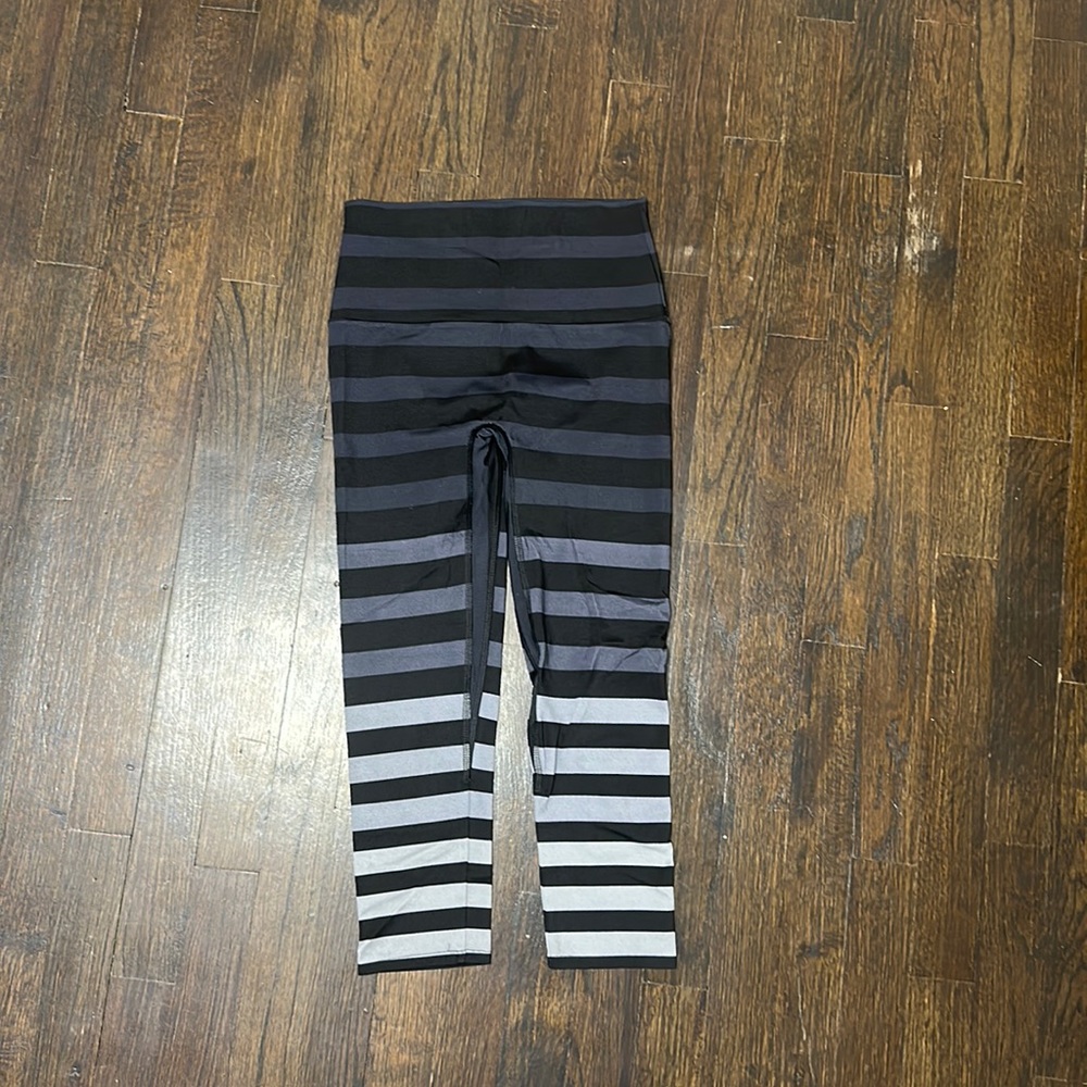 SUPER CUTE K-DEER LEGGINGS